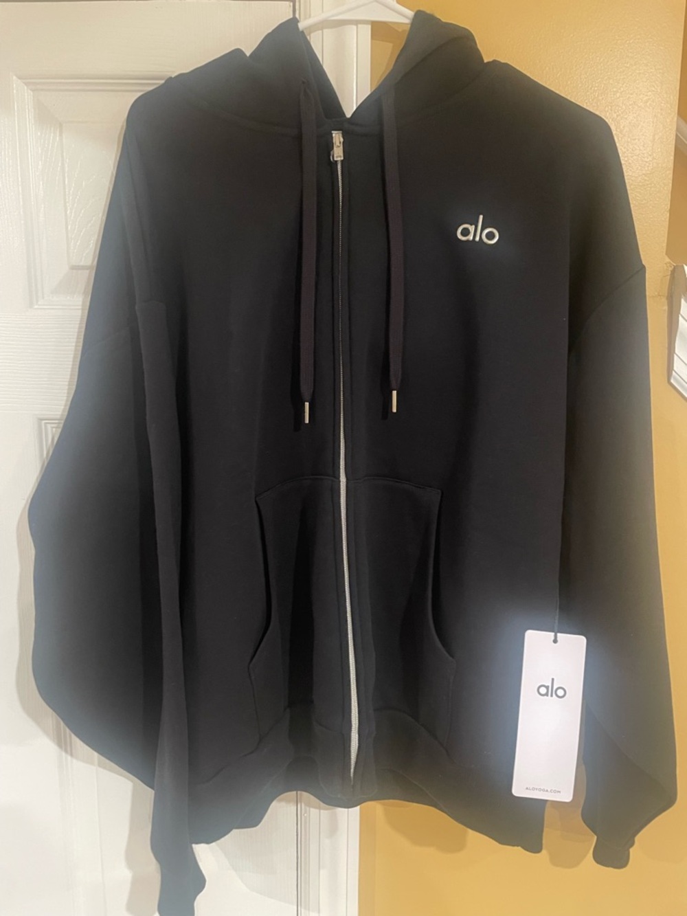 ALO Yoga Black Zip Hoodie with Silver Zipper